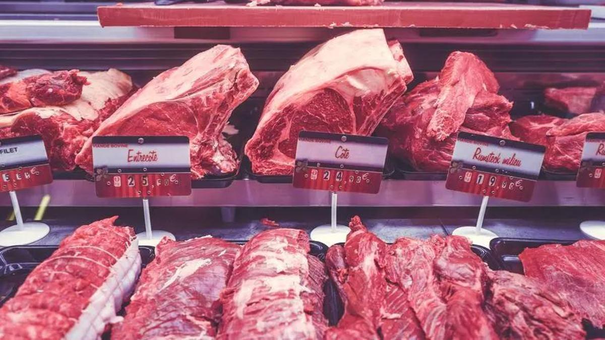 Comer carne roja aumenta el riesgo de demencia senil