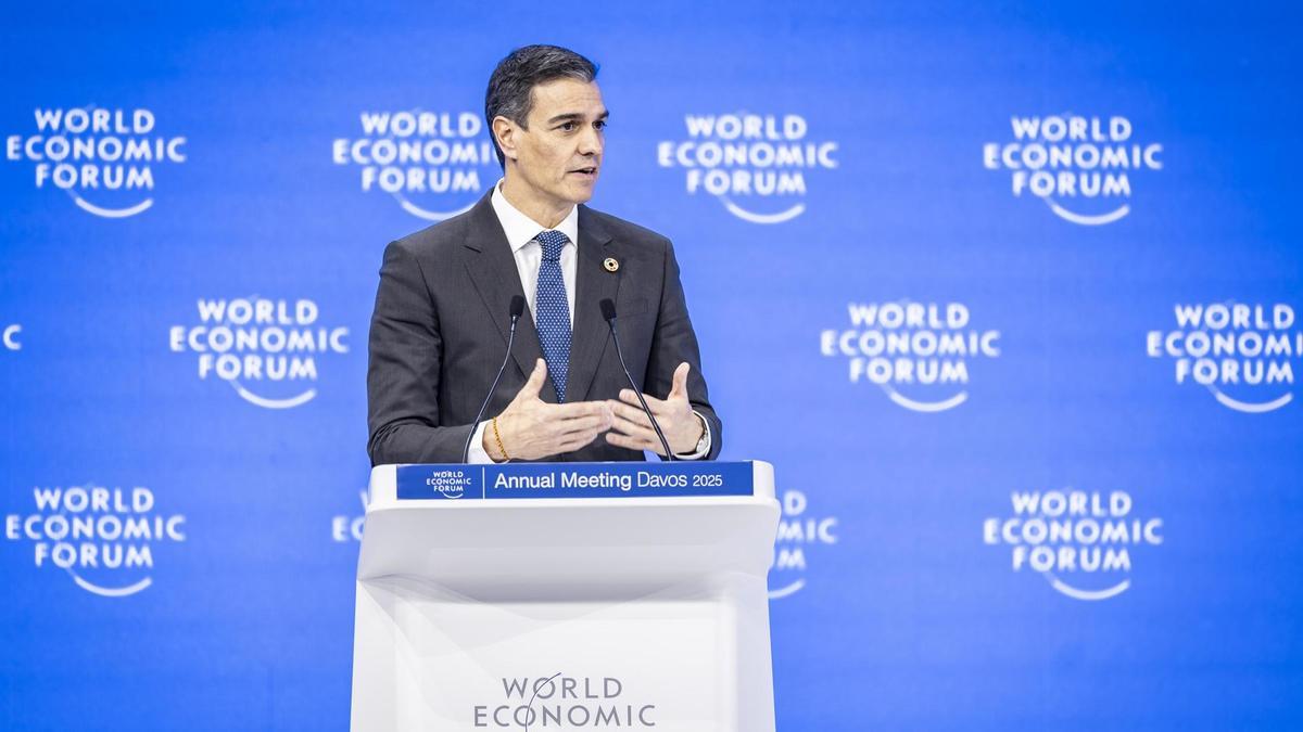 Sánchez, en Davos: «Los propietarios de la redes sociales deben rendir cuentas aunque sean los más ricos del mundo»