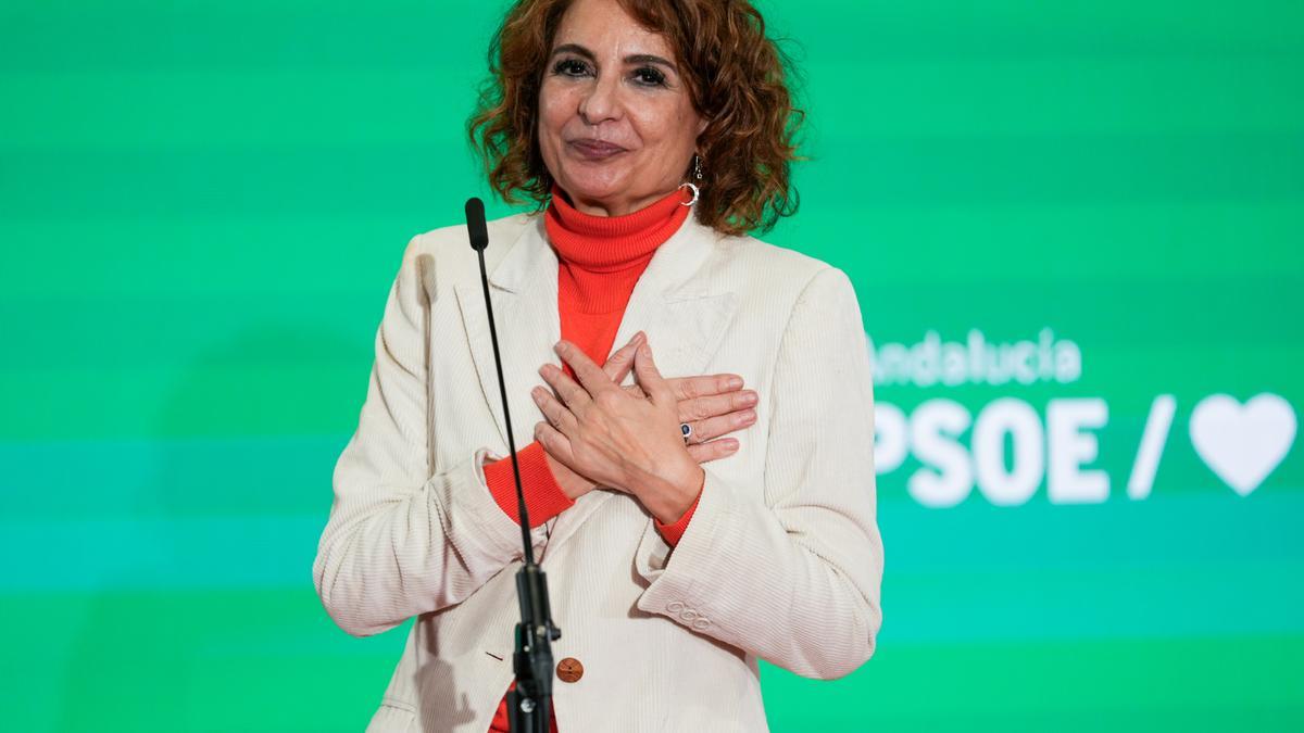 María Jesús Montero, nueva líder del PSOE andaluz tras retirarse su único rival en primarias por falta de avales