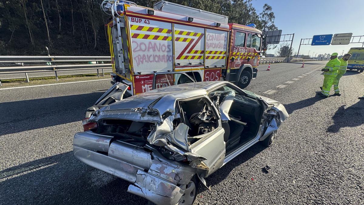 Dos muertos y tres heridos graves en un accidente de tráfico en el Paseo Marítimo de Fuengirola