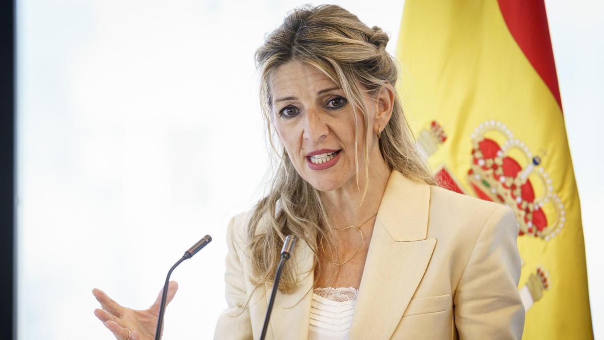 Trabajo y las comunidades autónomas pactan el reparto de 2.571 millones con el foco en reducir el paro de larga duración