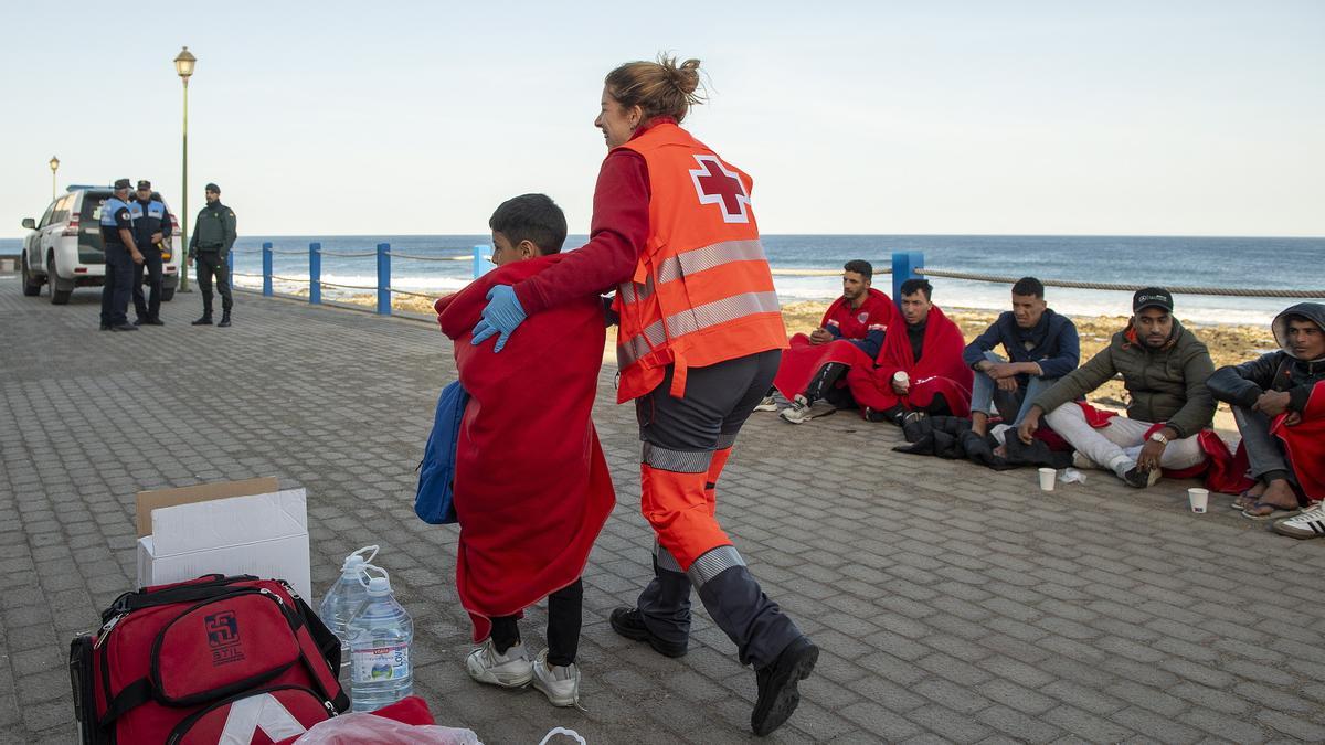 El Gobierno lleva a Aragón al Supremo por negarse a entregar los datos de menores migrantes que acoge
