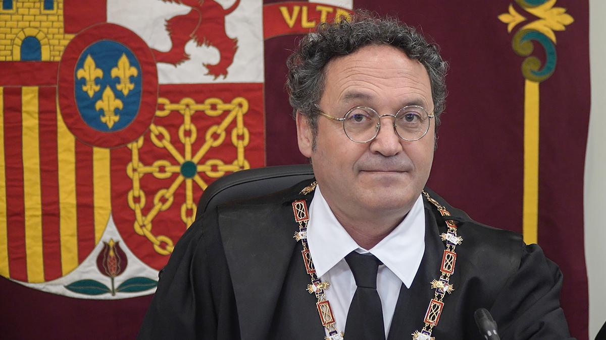 El juez llama a declarar a cuatro periodistas que aseguraron conocer la confesión de la pareja de Ayuso antes que el fiscal general