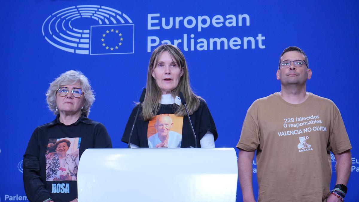 Mazón llama a las asociaciones de víctimas de la DANA para reunirse y estas le piden que les levante el veto en las Corts