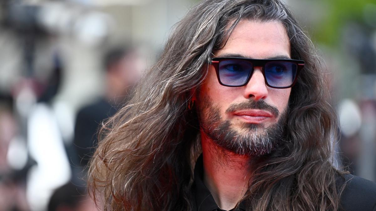 Oliver Laxe conquista Cannes y gana el Premio del Jurado con ‘Sirat’