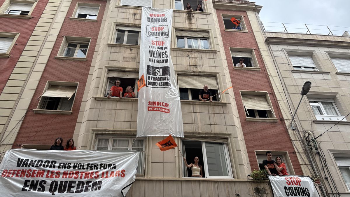 Inquilinos de siete fincas de Barcelona, expulsados por el negocio del ‘coliving’: «Un abogado vino a decirme que me fuera»