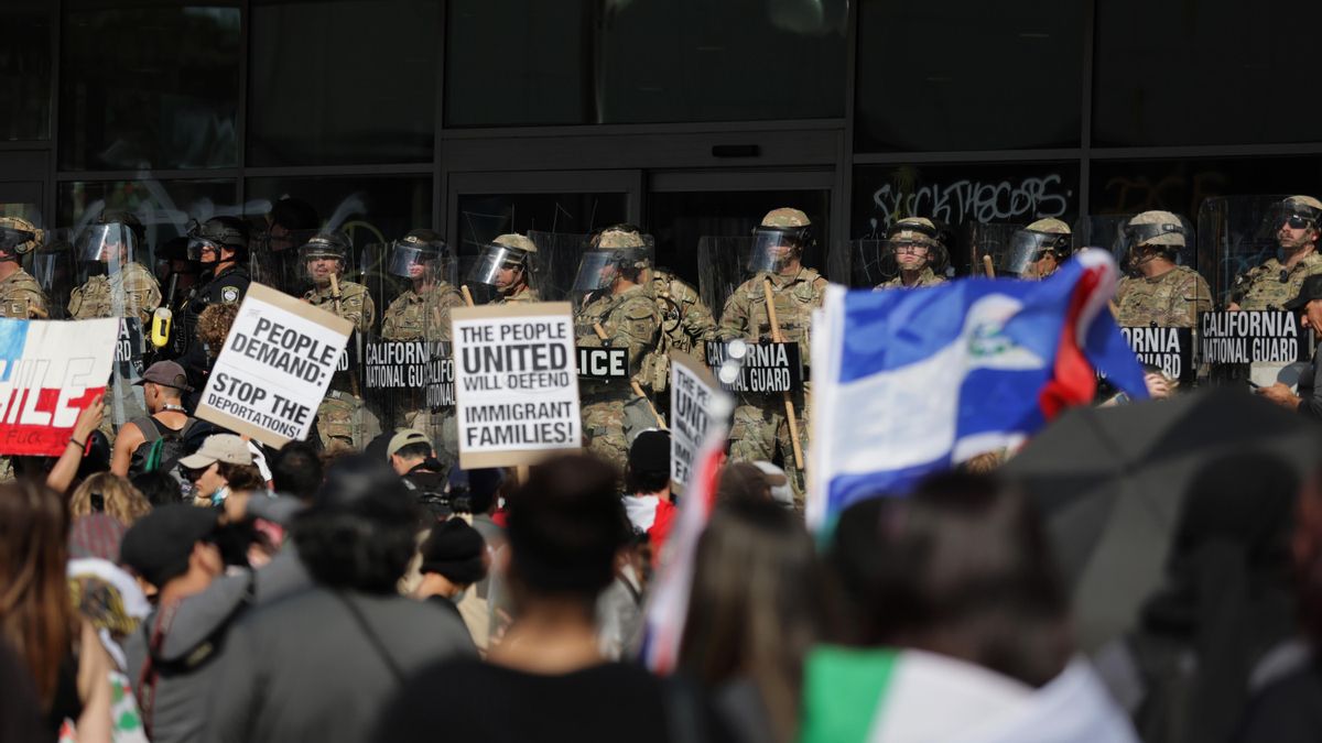 California pide a la Justicia bloquear el despliegue de marines en Los Ángeles: «Trump está usando al Ejército contra ciudadanos de EEUU»